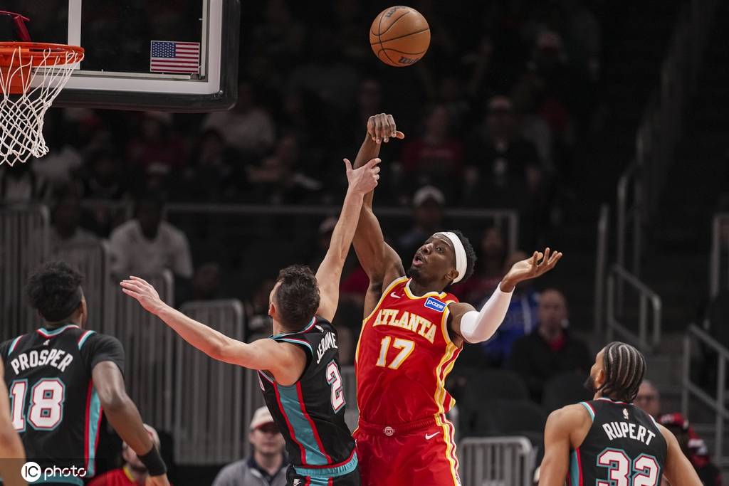 沃克26+6库明加16分 老鹰8人上双39分大胜灰熊